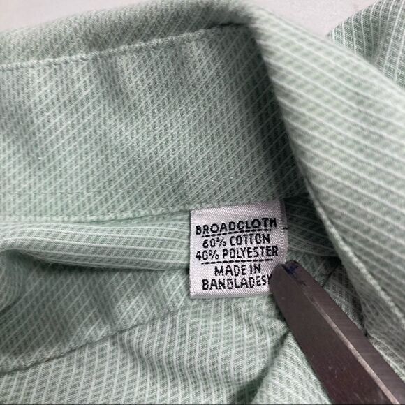 VAN HEUSEN Men’s Wrinkle Free Green Shirt Size 17 36/37 X Large Long Sleeve - Picture 6 of 10